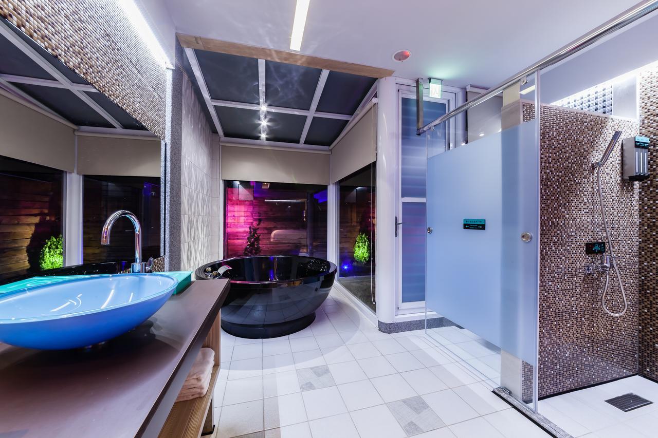 Ty Motel Таоюань Экстерьер фото