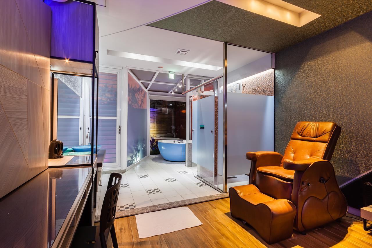 Ty Motel Таоюань Экстерьер фото